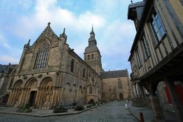Obraz premium Saint-Sauveur church, Dinan, Brittany, France