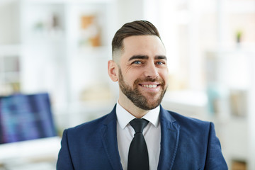 Fototapeta premium Elegant office worker