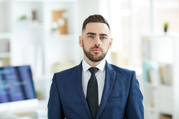 Fototapeta premium Leader in office