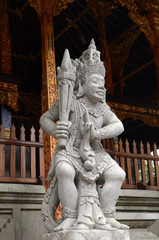 Naklejka premium Traditional sculpture art in temples in Bali