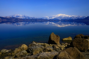 青空の田沢湖