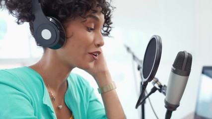Attractive African American Young Woman Doing Online Podcast With Microphone