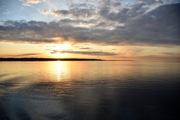 Obraz premium Poranna przerwa na promie