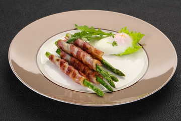 Asparagus with bacon