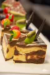  mini cake on plate for catering