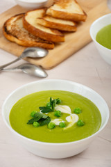 Green pea soup