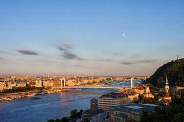 Obraz premium City of Budapest at Sunset