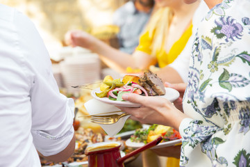 Obraz na płótnie Canvas Outdoor alfresco dining garden Party BBQ Banquet