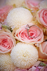 Flower bouquet with ring 