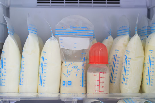 Breast Milk Storage Bags For New Baby In Refrigerator