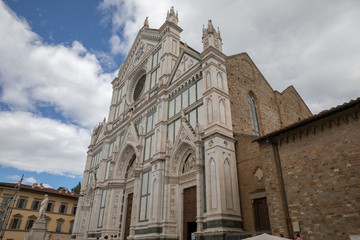 Fototapeta na wymiar Panoramic view of exterior of Basilica di Santa Croce