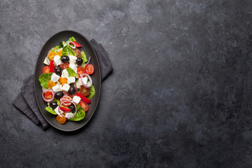 Obraz na płótnie Canvas Greek salad plate