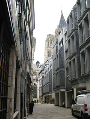 Obraz premium Street of the city in Normandy in France.
