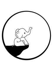klippe elefant mond nacht rund kreis sitzend süß kalb klein kind baby clipart comic cartoon niedlich dickhäuter savanne rüsseltier jumbo grauer riese