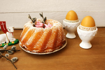  Wielkanocna babka, bazie, pisanki, baranek © Monika
