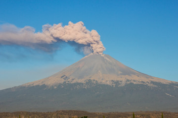 Volcano eruption popocatepetl