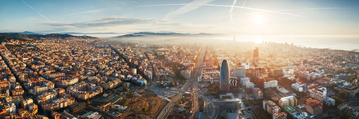 Tuinposter Luchtfoto van de skyline van Barcelona © rabbit75_fot