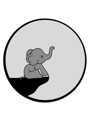 elefant mond klippe nacht rund kreis sitzend süß kalb klein kind baby clipart comic cartoon niedlich dickhäuter savanne rüsseltier jumbo grauer riese