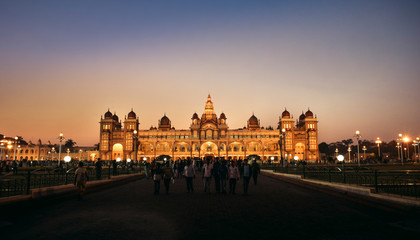 Fototapeta na wymiar night view of mysore palace, karnataka