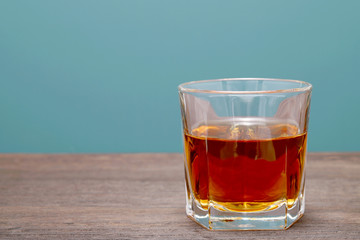 ウイスキー　グラス　お酒