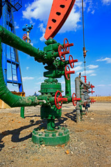 Oil pipes and valves