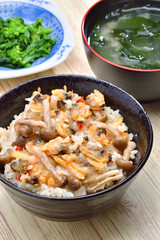 アサリの炊き込みご飯