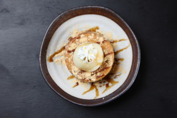 今川焼きアイス乗せ