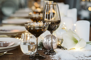 Gedeckter Tisch Feier Winter Weihnachten