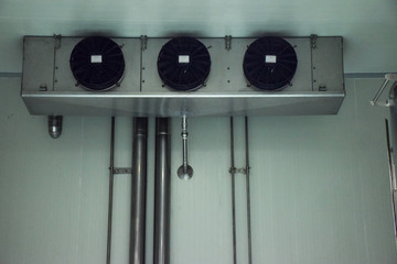 Cooling fan in room temperature control