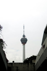 Obraz premium Wieża KL Menara w Kuala Lumpur, Malezja.