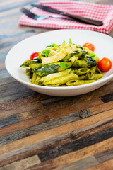 penne with chicken sauce Pesto
