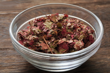 (Herb) image of red grape leaf