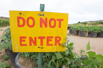 do not enter sign