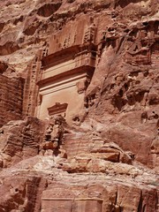 treasury of petra in jordan