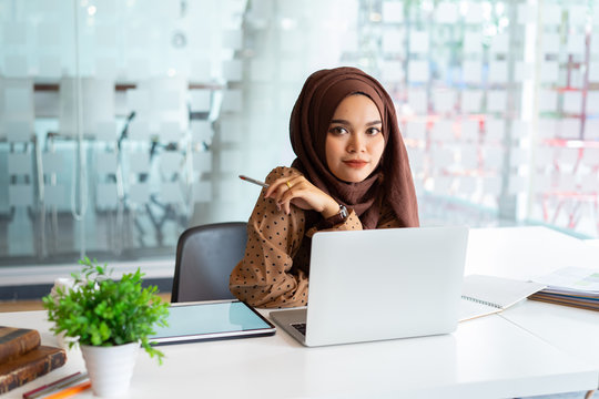 smart casual for muslimah