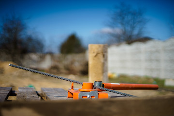 Bending rebar using a manual bending machine