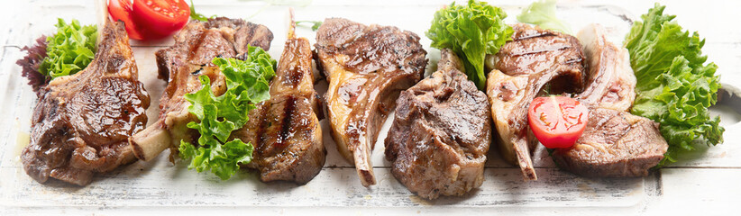 Grilled lamb ribs © bit24