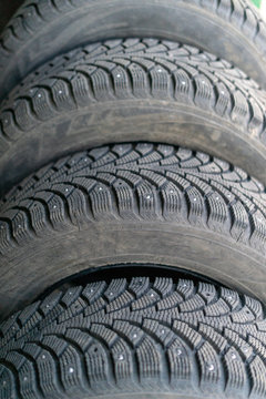 Using studded winter tires in row