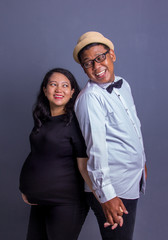 Lean on me. Maternity portrait