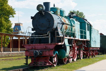 Fototapeta na wymiar Platform of old vintage railway station at Haapsalu.