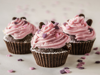 pink cupcakes