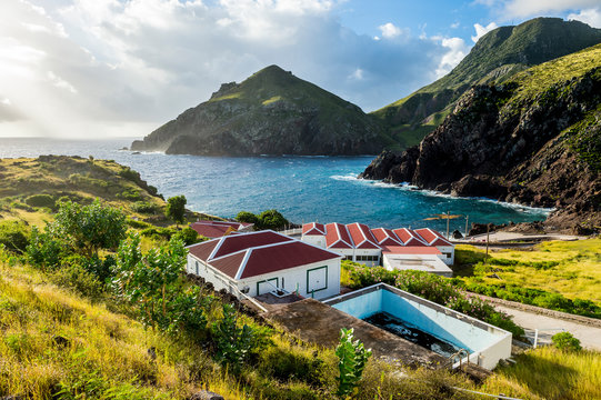 Caribbean, Netherland Antilles, Saba, View to bay