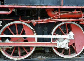Fototapeta na wymiar wheels of steam locomotive