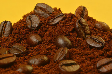 Background of roasted coffee beans.
