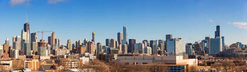 Fototapeta na wymiar Panoramic view of the skyline of Chicago.