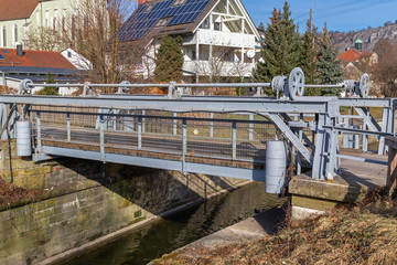 Zugbrücke am historischen Ludwig Donau Main Kanal in Kelheim