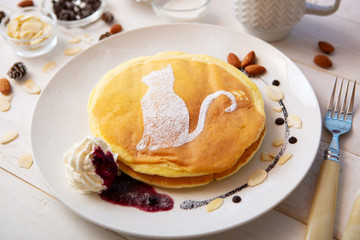 cat art on pancakes