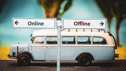 Street Sign Online versus Offline