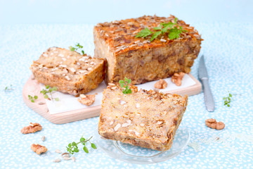 Vegetarischer Nuss-Braten	