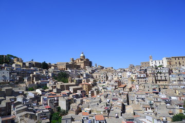 ピアッツァ・アルメニーナ